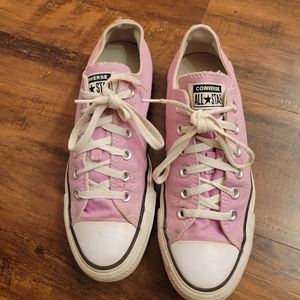 Pink converse